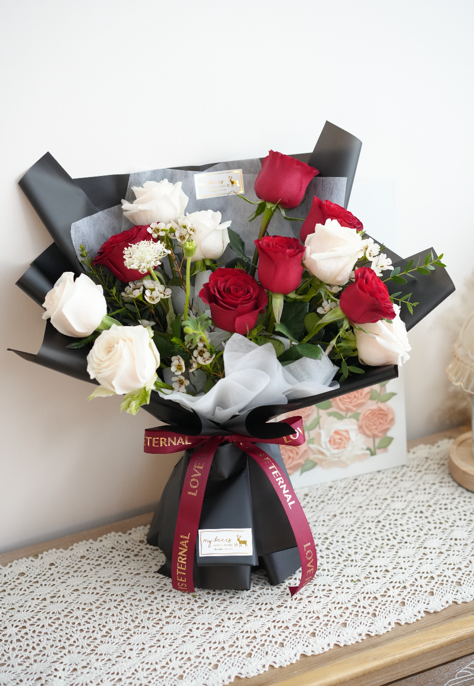 FQ047 - “White Romance" 韓式紅白玫瑰花束|生日花束|感恩花束|週年紀念花束