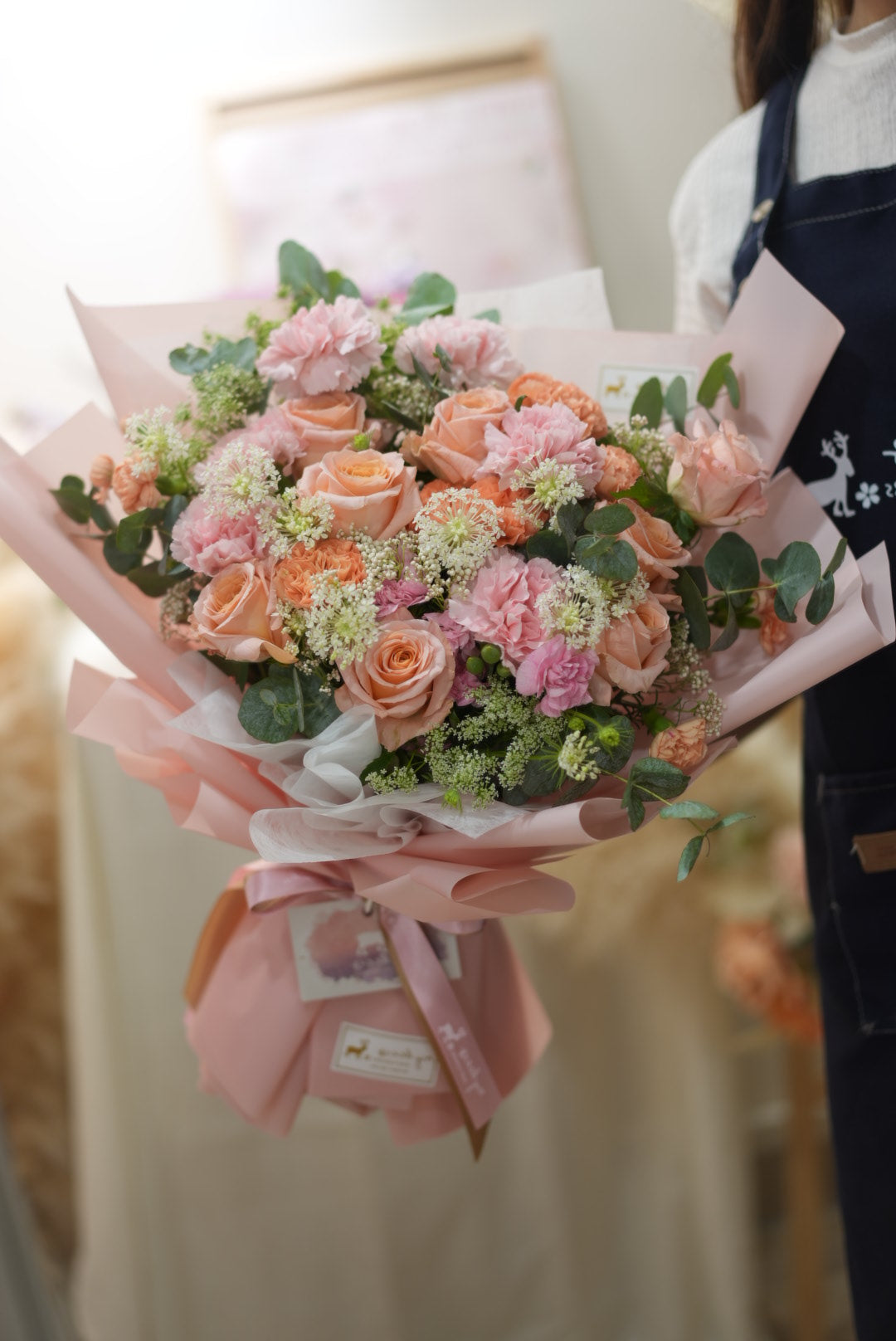 FQ028- “Peachy Dreams" 橙粉色大玫瑰花束|生日花束|週年紀念花束|感恩花束