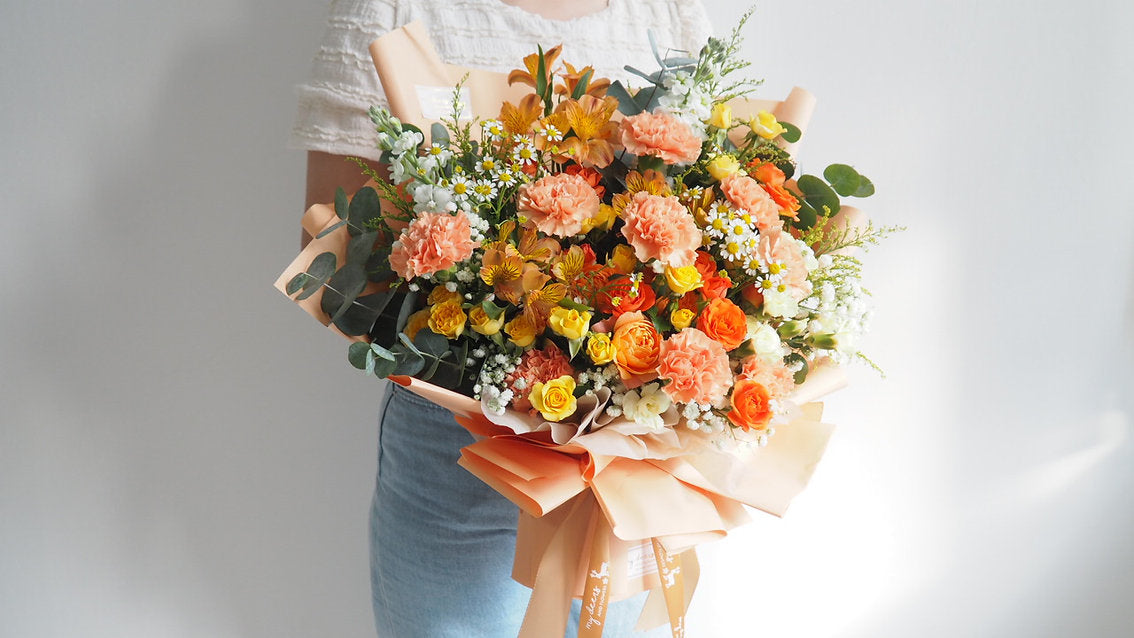 FQ010- “Sunrise Harmony " 橙康乃馨玫瑰花束|生日花束|感恩花束|週年紀念花束|升職榮休花束