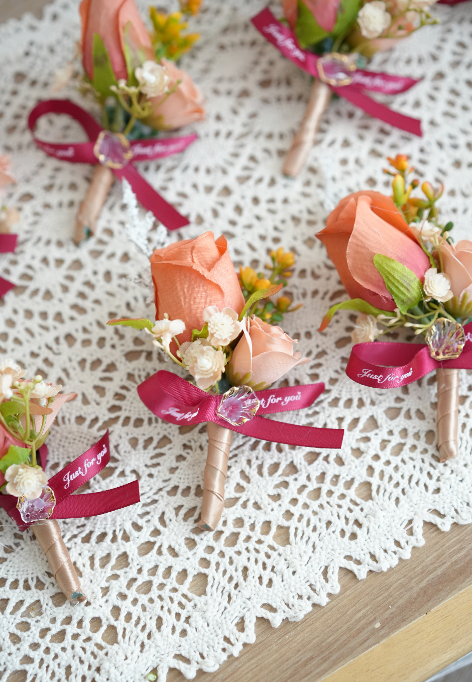 SW006 - Golden Orange 襟花/手花