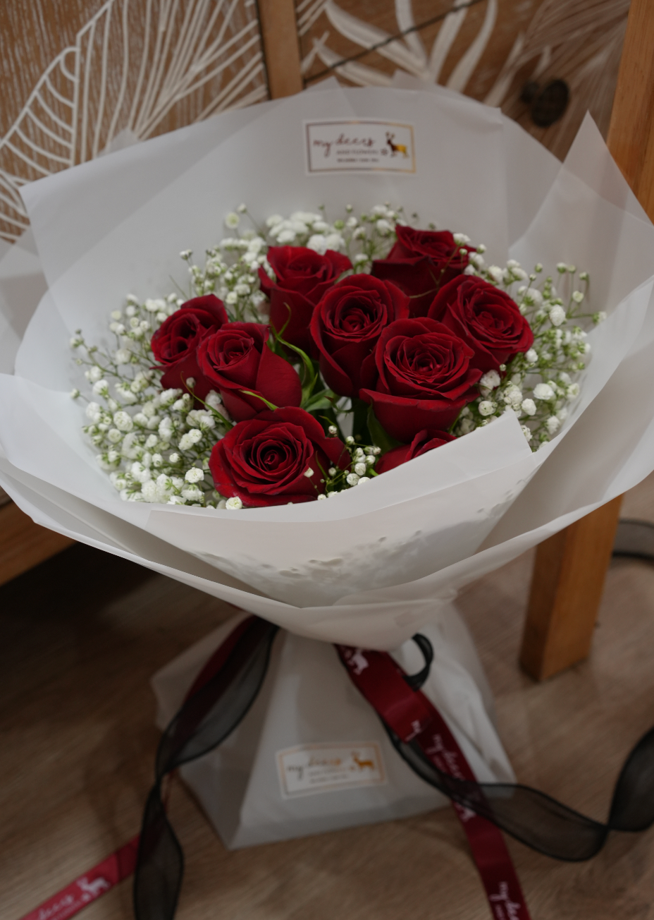 V007 -  鮮花花束 Classic 經典紅玫瑰滿天星花束｜情人節花束｜週年紀念花束
